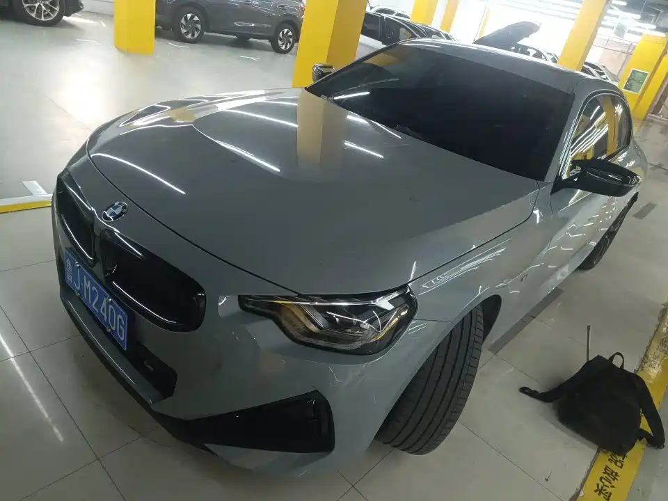 BMW M240i 2025