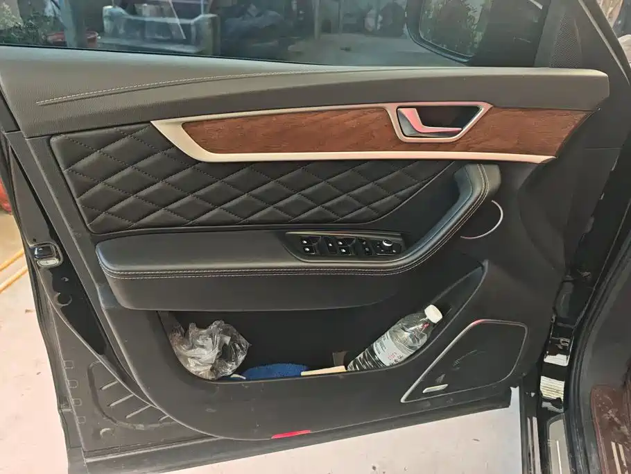Hongqi Hongqi HS7 — миниатюра 7