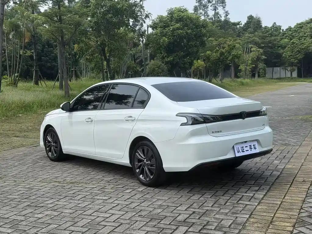 Peugeot 408 — миниатюра 13