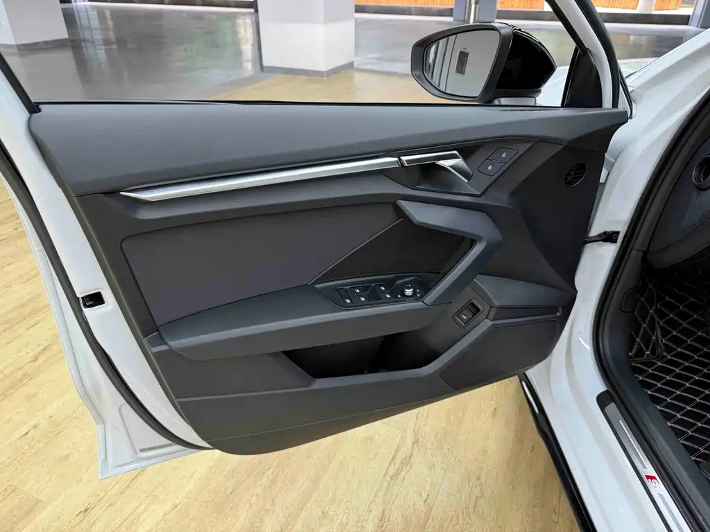 Audi A3 — миниатюра 7