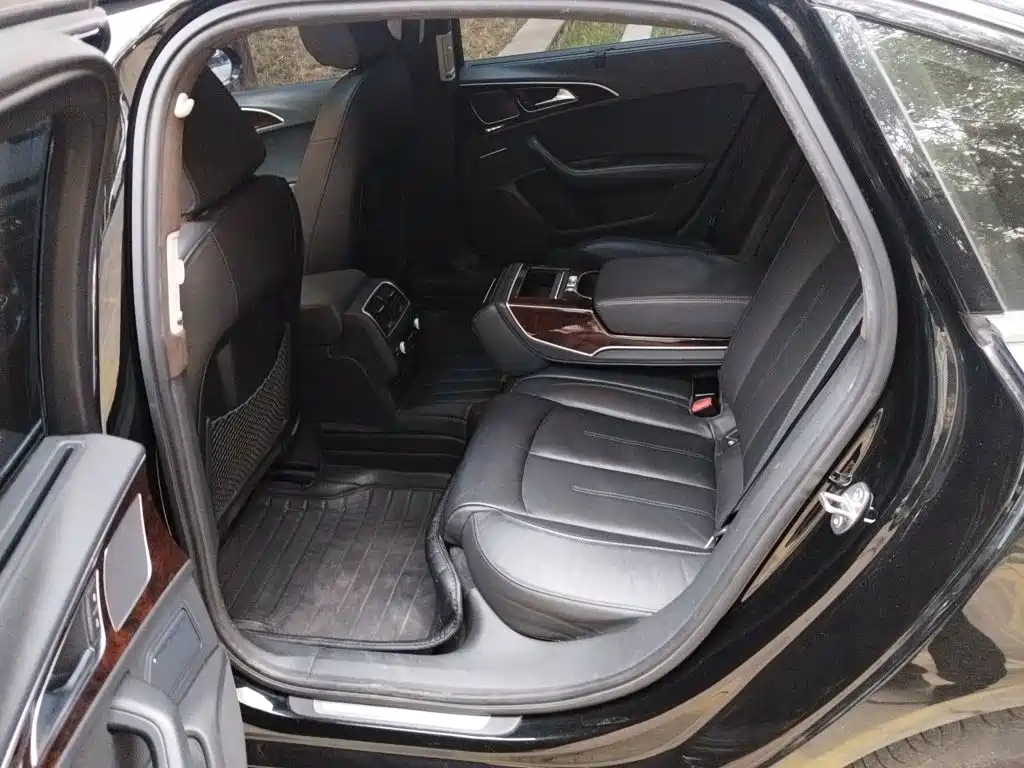 Audi A6L — миниатюра 15