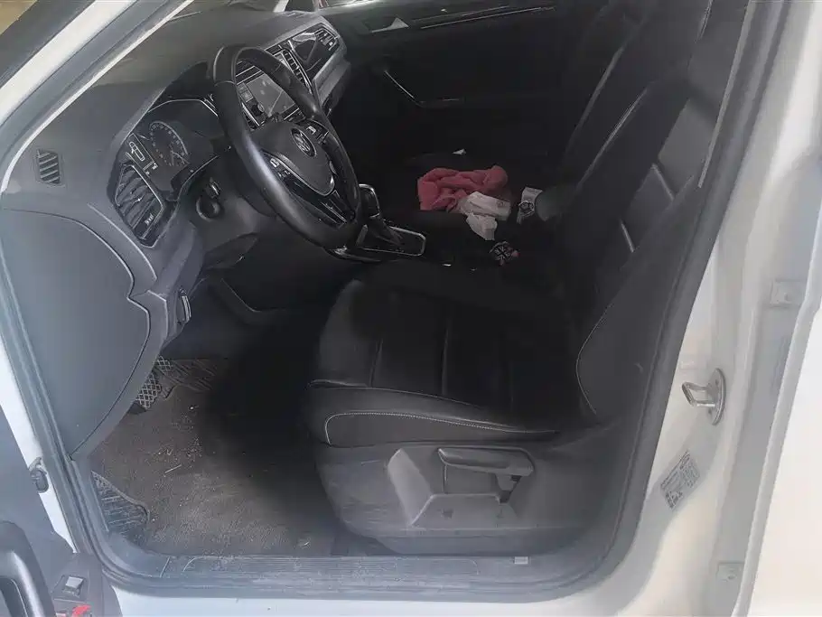 Volkswagen T-Roc 2018 280TSI DSG Comfort V