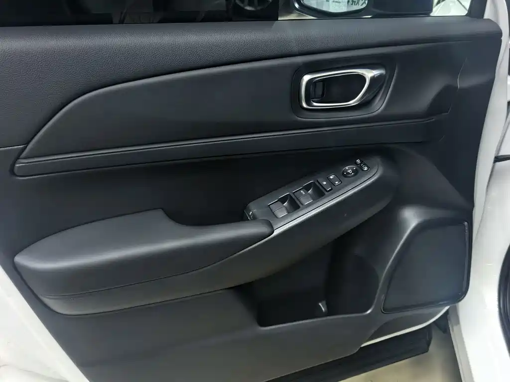 Honda Vezel — миниатюра 5