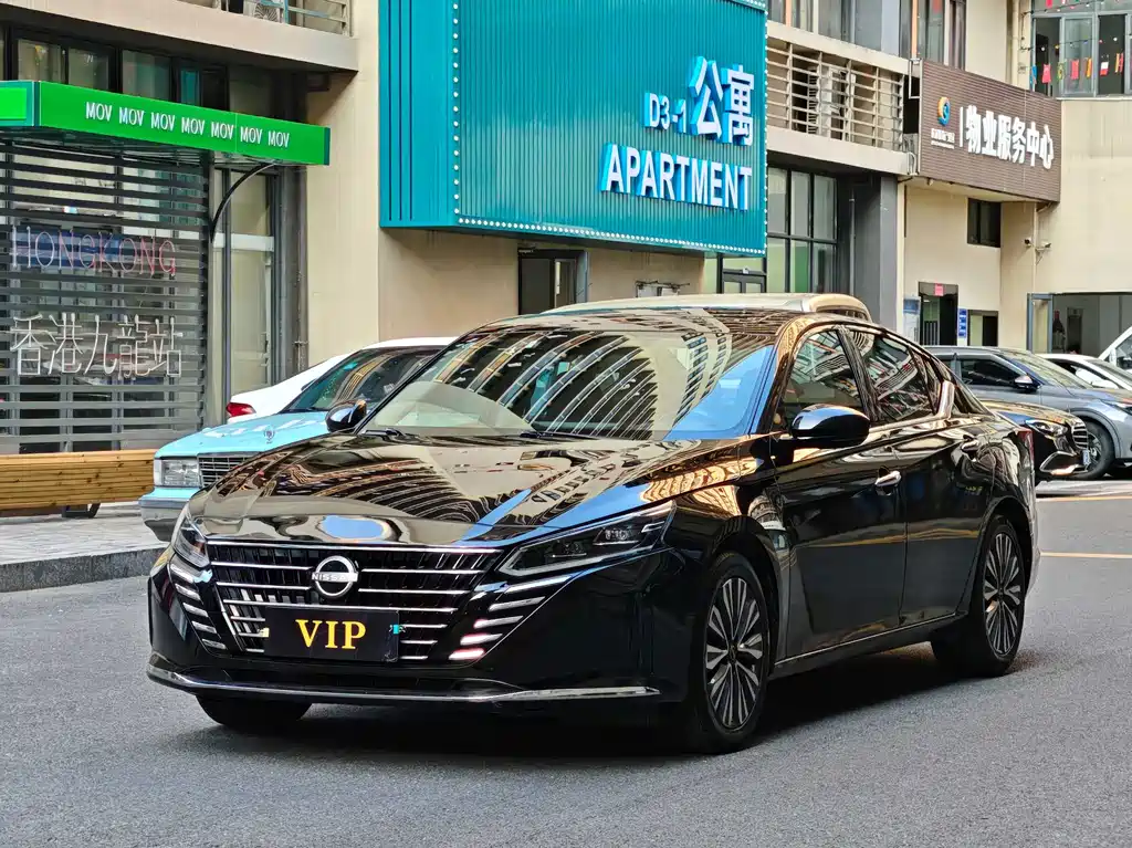 Nissan Teana