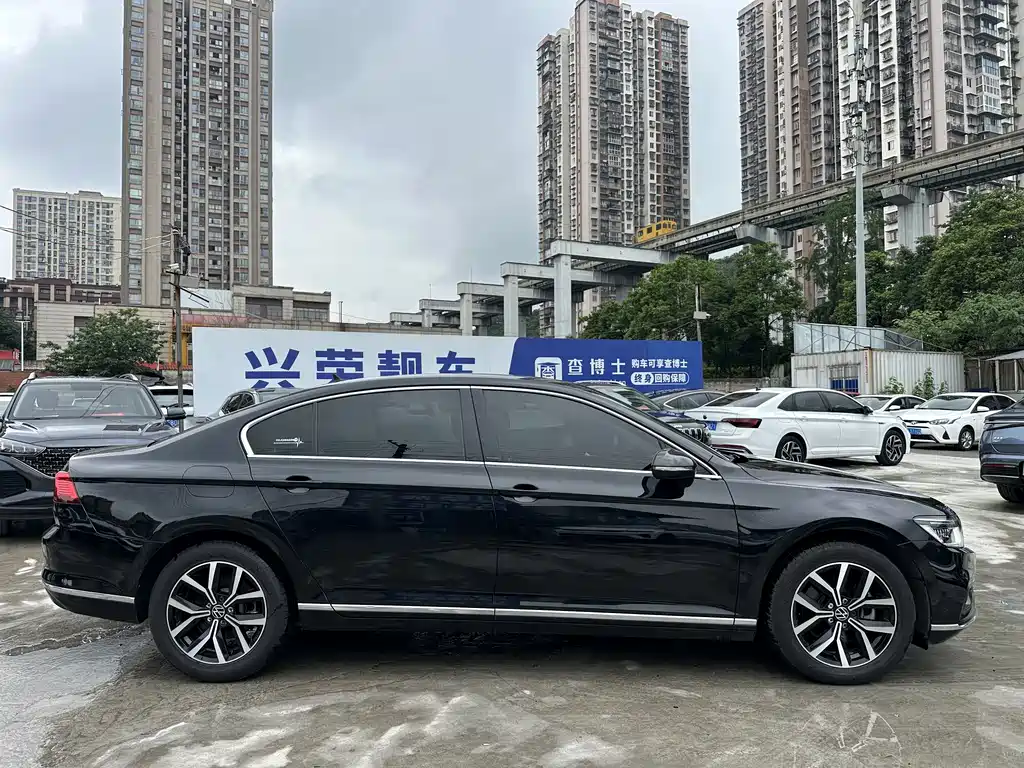Volkswagen Magotan 2020 330TSI DSG Lead