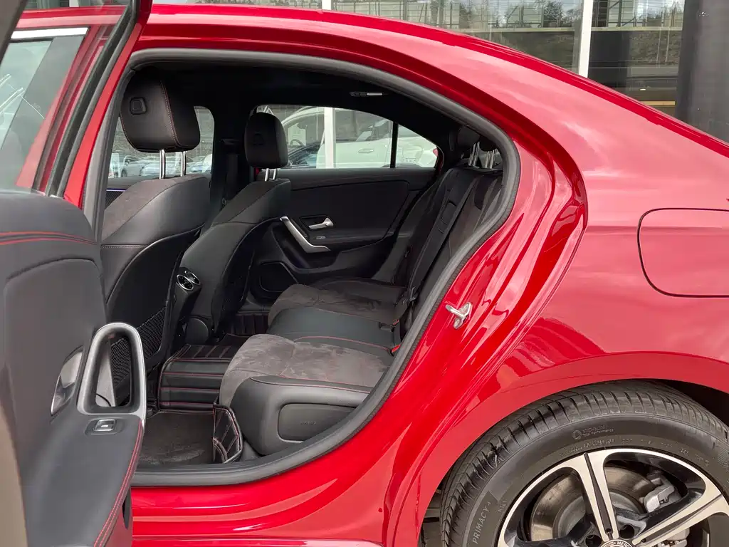 MERCEDES-BENZ A CLASS