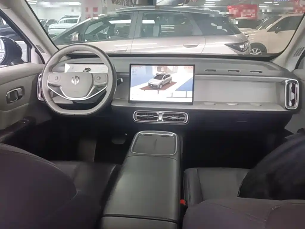Leapmotor Leapmotor B10 — миниатюра 10