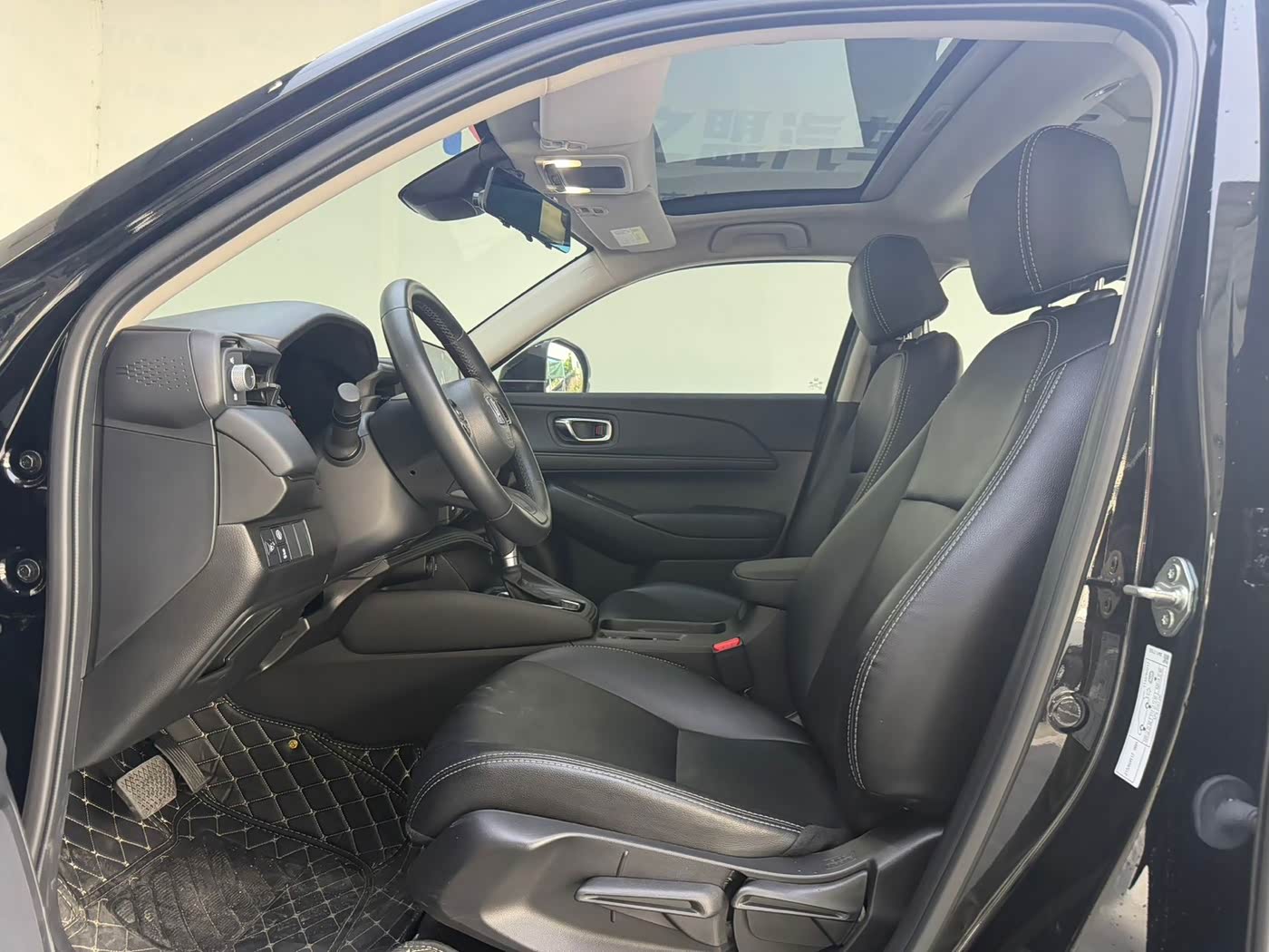 Honda XR-V 1.5 л 2024 г. Чёрный, пробег 18000 км
