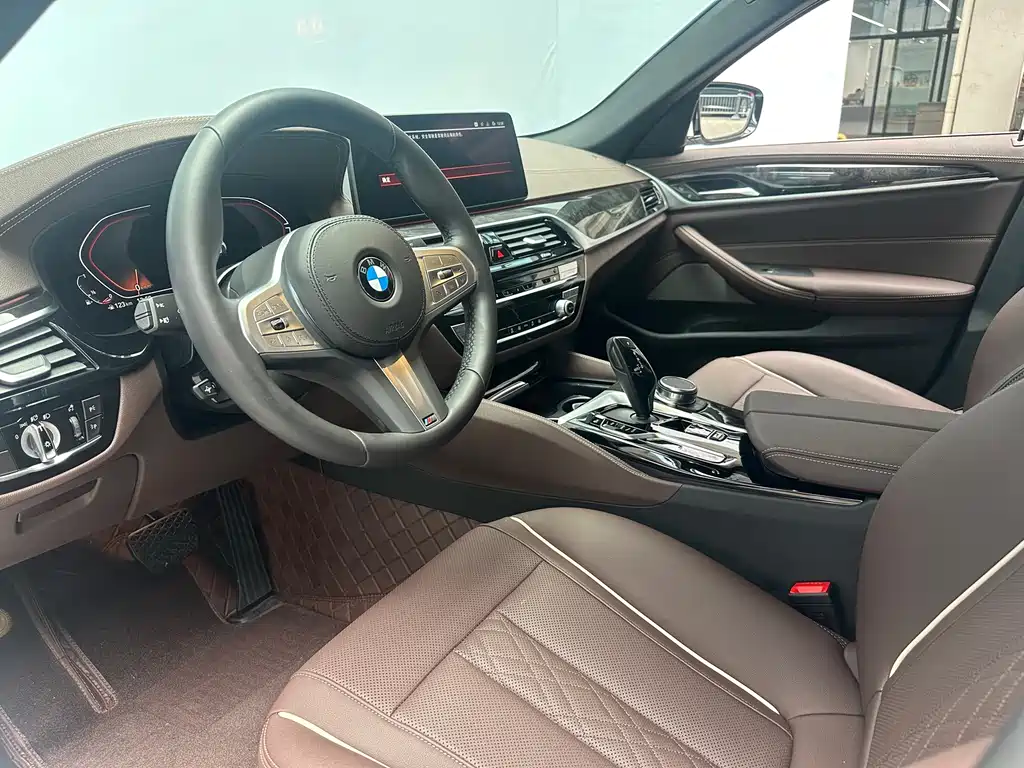 BMW 5 Series 5 2022 525Li M Sport