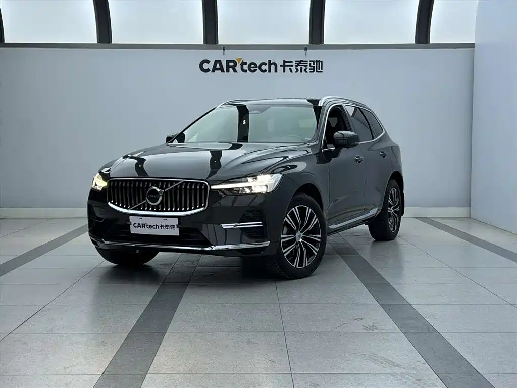 Volvo XC60 2022