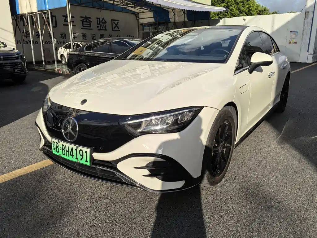 Mercedes-Benz EQE 2022 350