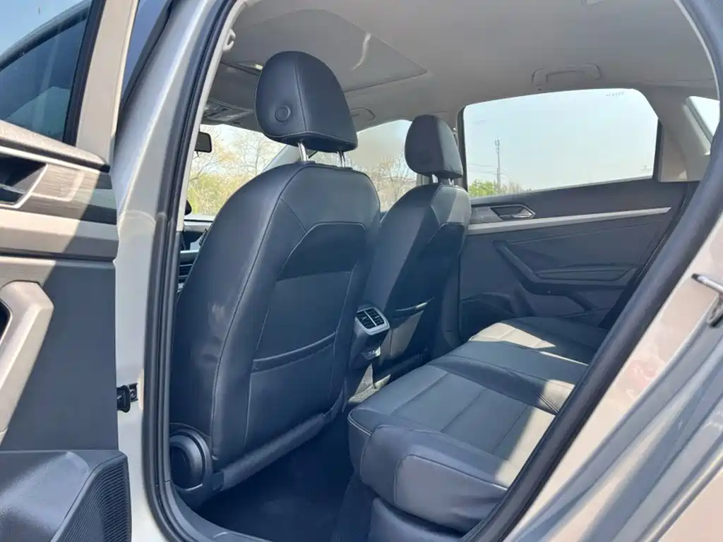 Volkswagen Lavida — миниатюра 16