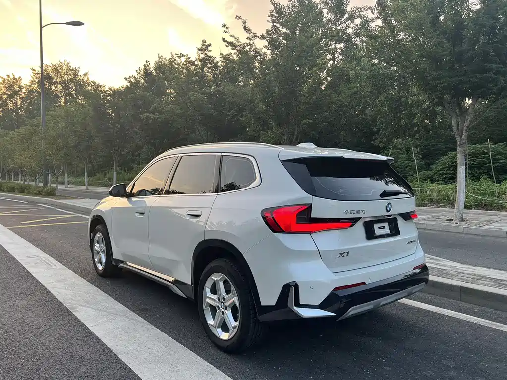 BMW X1 — миниатюра 5