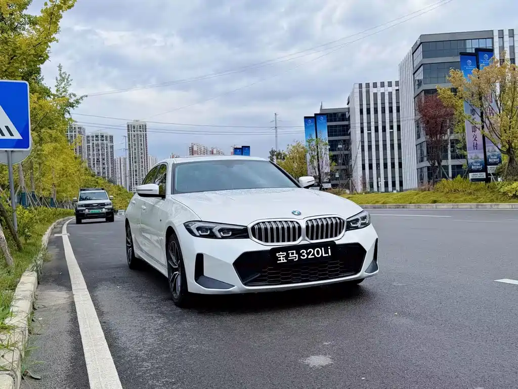 BMW 3 Series — миниатюра 3