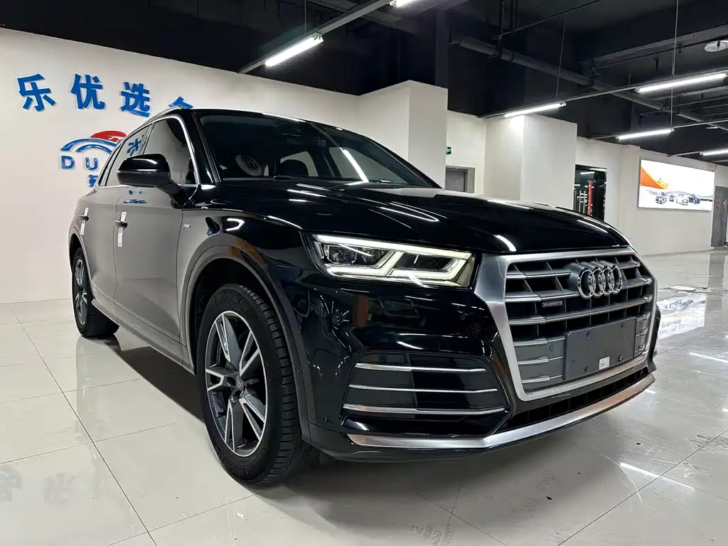 Audi Q5L 2020 40 TFSI Fashion
