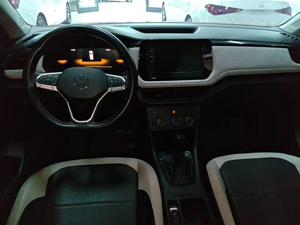 Volkswagen Tharu — миниатюра 10
