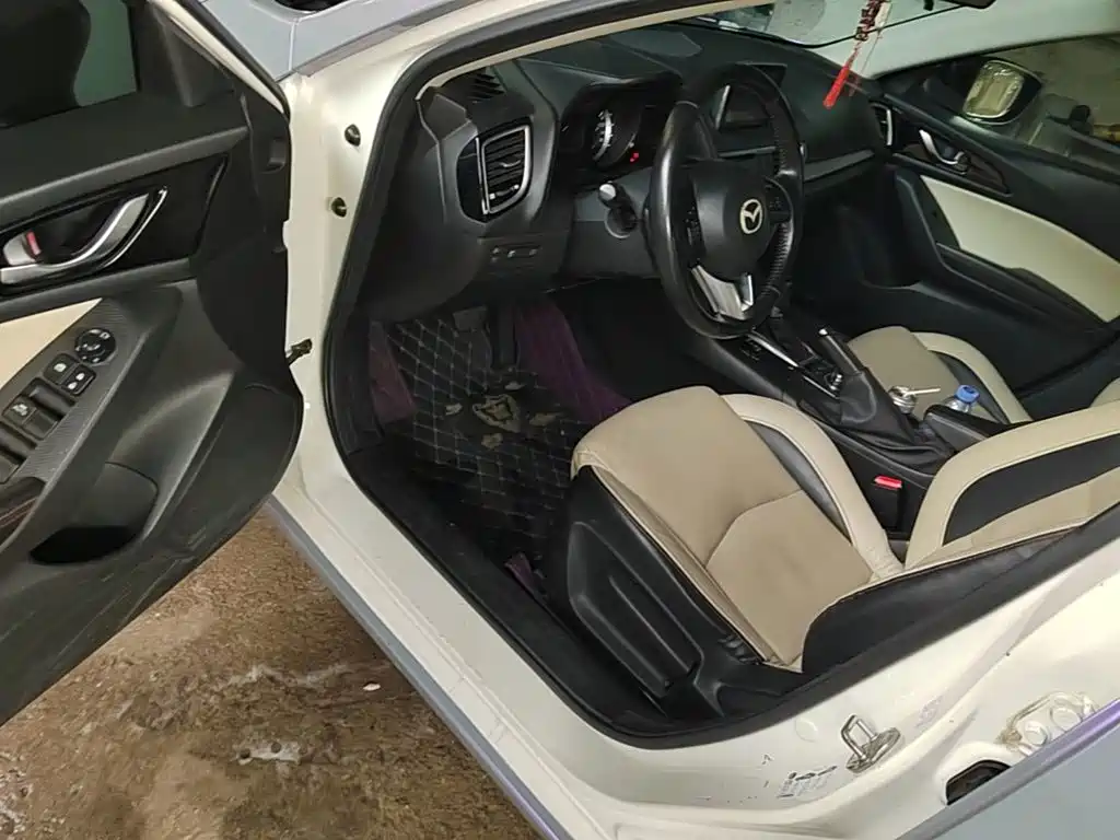 Mazda 3 Axela — миниатюра 16