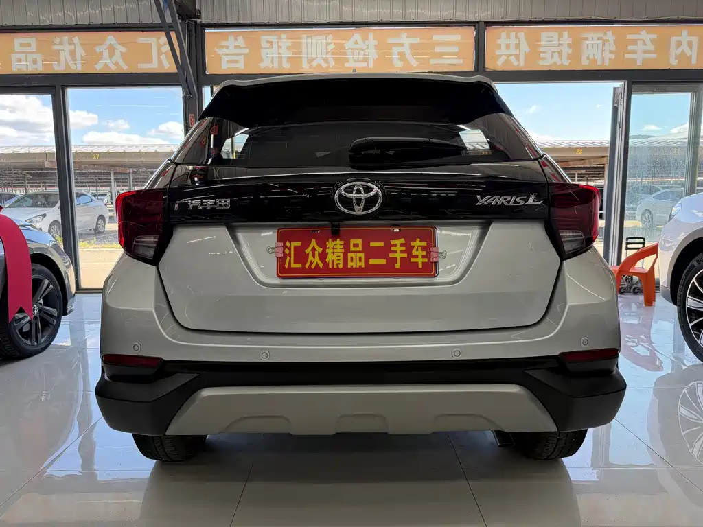 Toyota Yaris L — миниатюра 6