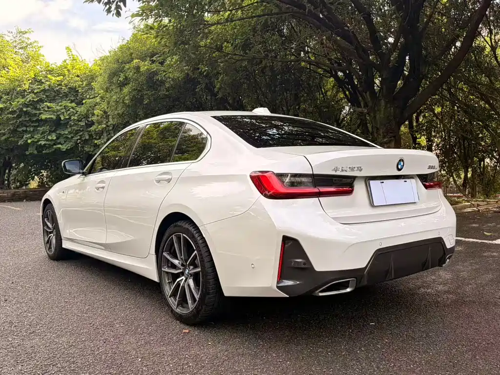 BMW 3 Series — миниатюра 7