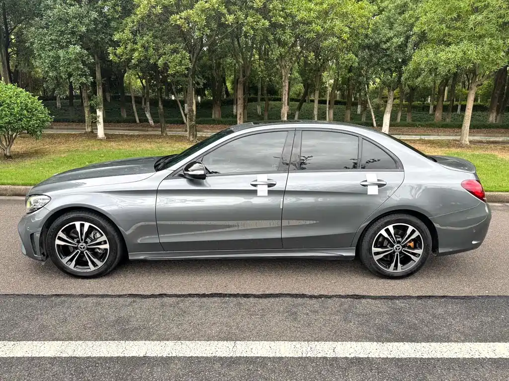 Mercedes-Benz C-Class — миниатюра 10