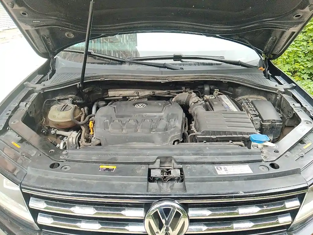 Volkswagen Tiguan L — миниатюра 21