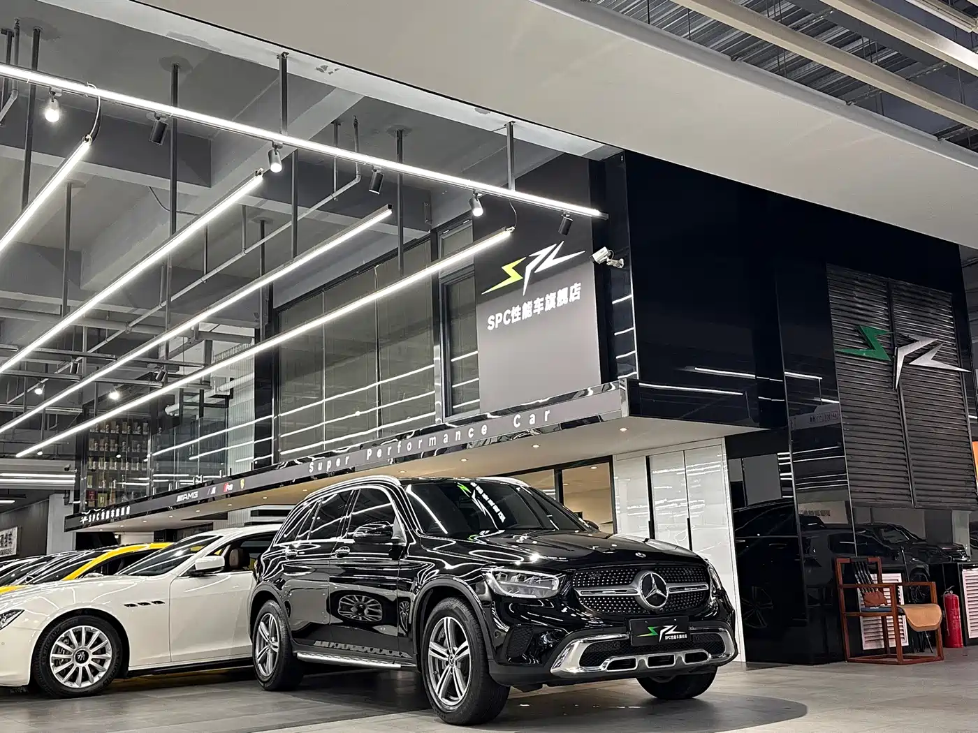奔驰GLC 2021款 GLC 260 L 4MATIC 动感型 2021