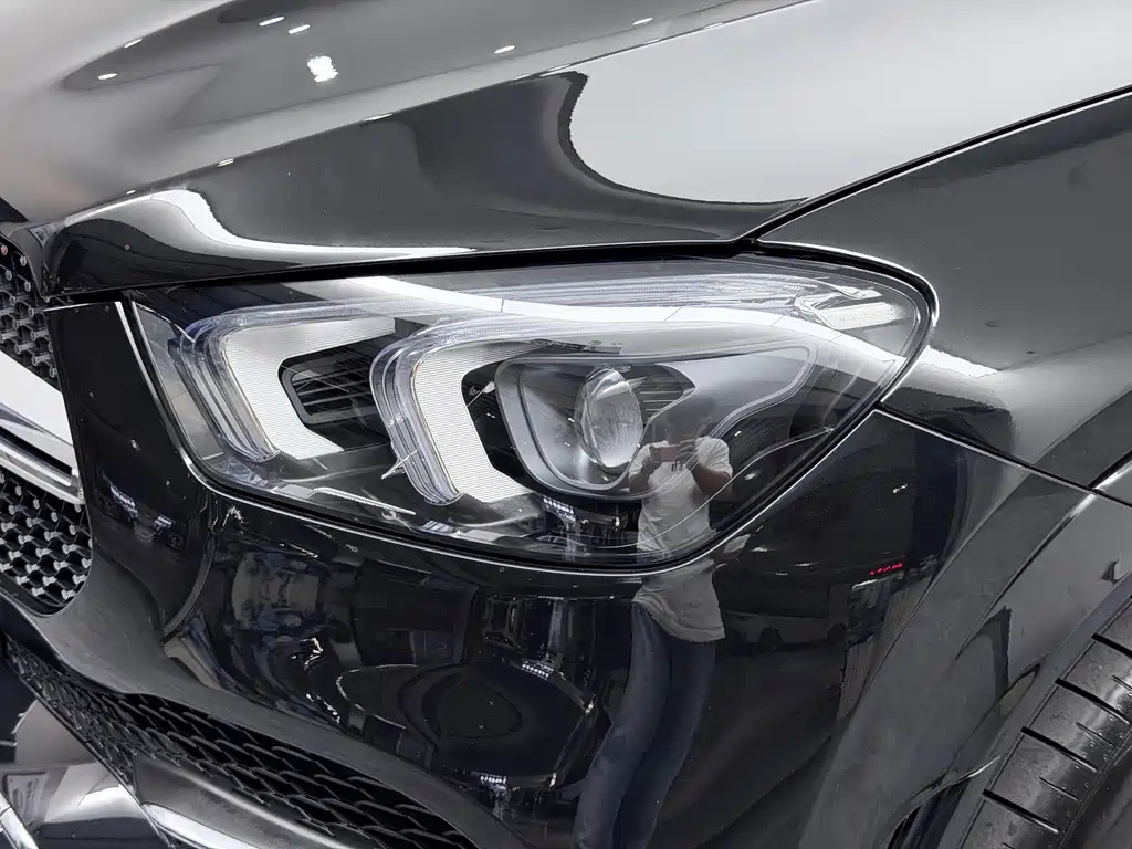 Mercedes-Benz GLE (Import) — миниатюра 13