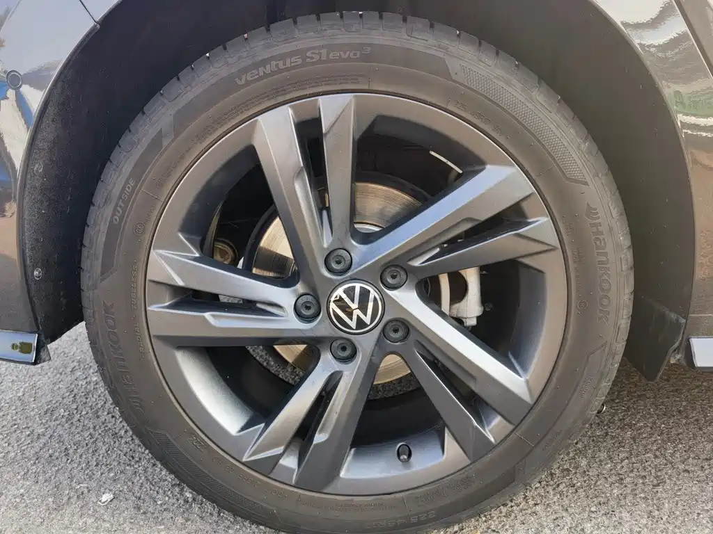 Volkswagen Golf — миниатюра 8