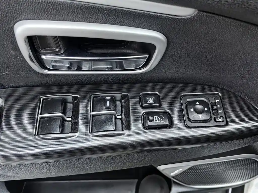 Mitsubishi ASX — миниатюра 9