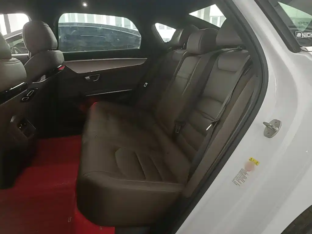 BYD Han — миниатюра 17