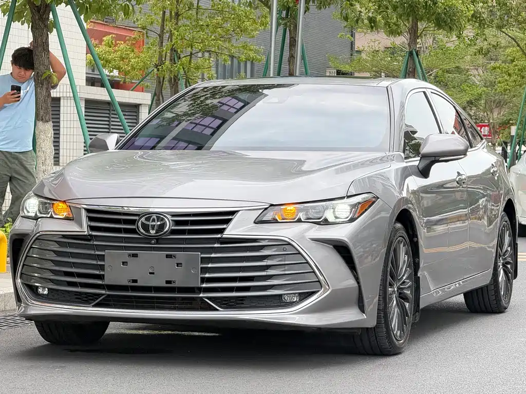 Toyota Avalon 2020