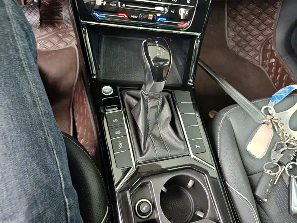 Volkswagen Passat — миниатюра 14