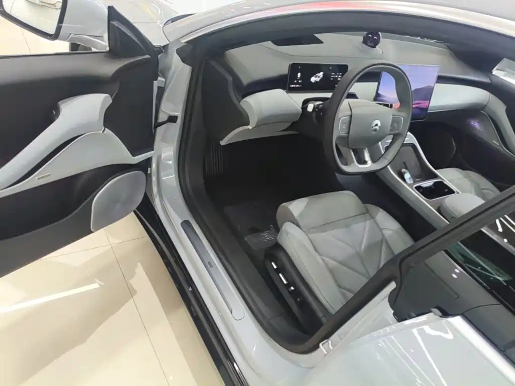 NIO ET5T — миниатюра 16