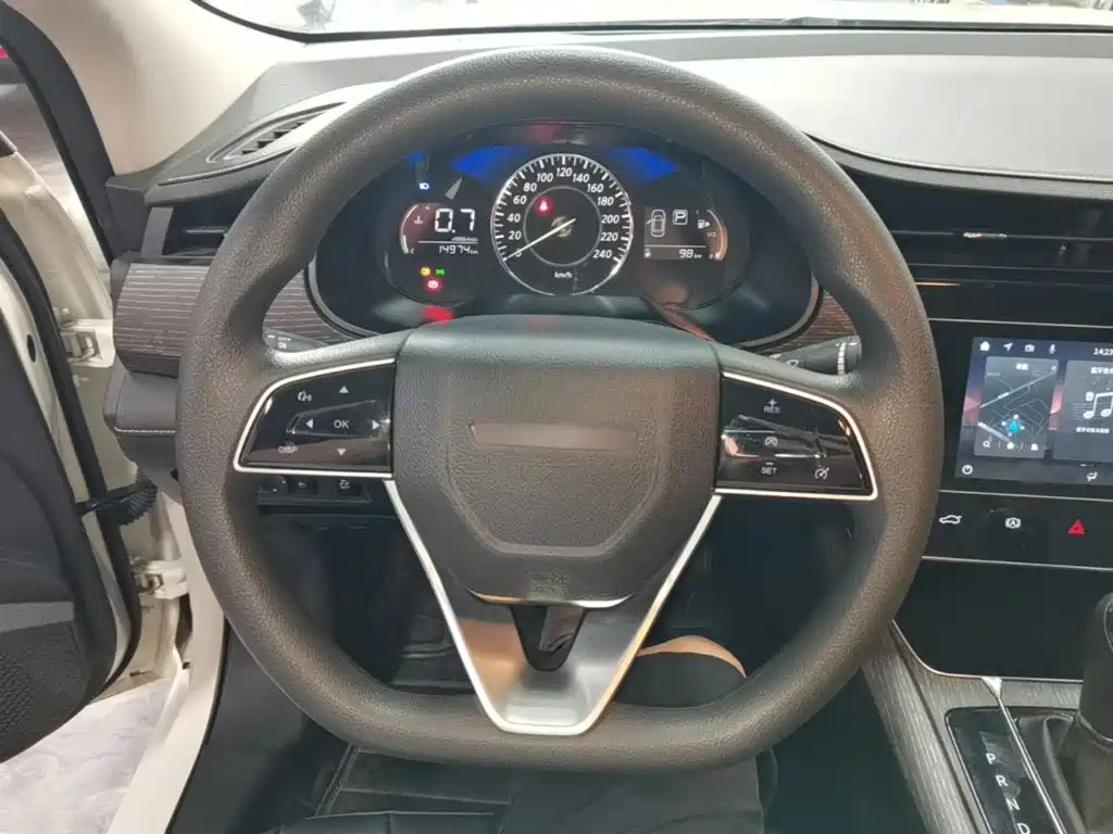 Venucia D60 — миниатюра 11