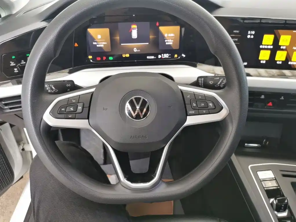 Volkswagen Golf — миниатюра 11