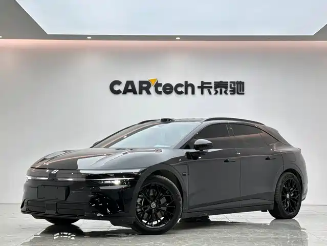 2025 Zeekr 007