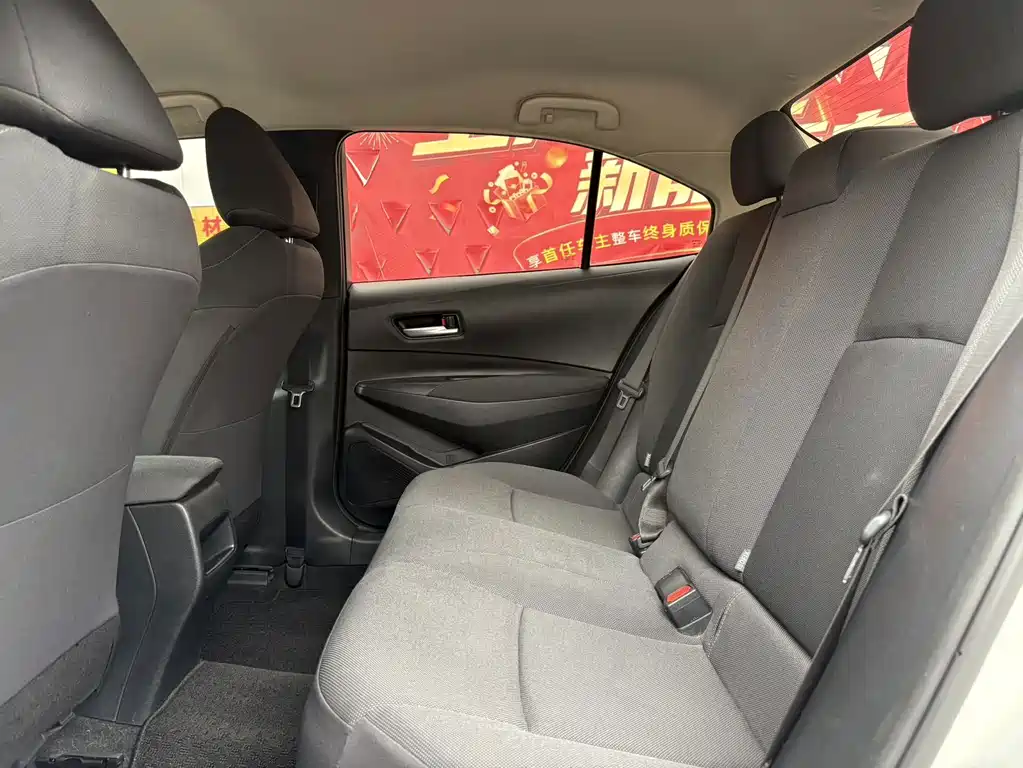 Toyota Corolla — миниатюра 6