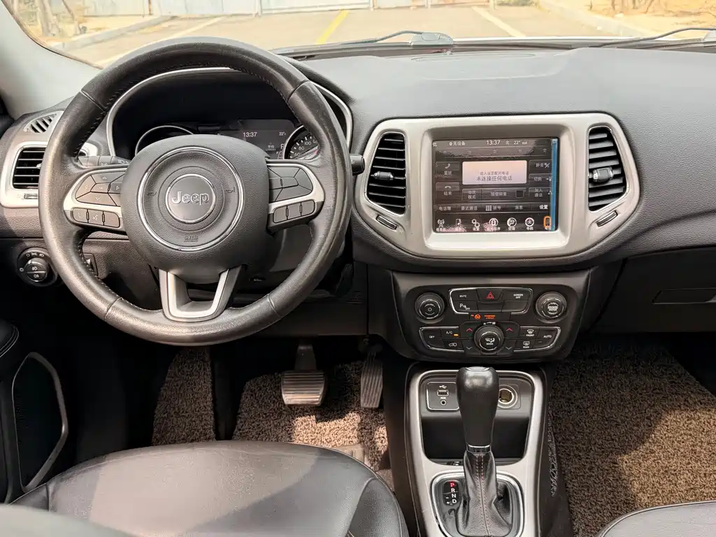 Jeep Compass — миниатюра 14