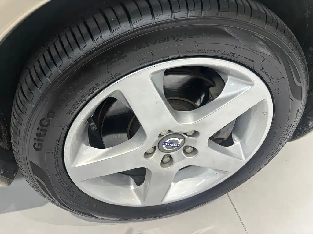 Volvo S80L — миниатюра 13
