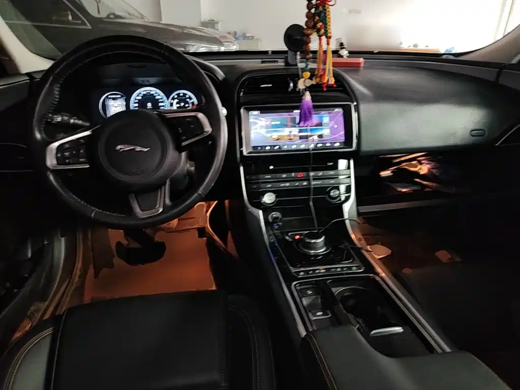 Jaguar XEL — миниатюра 10
