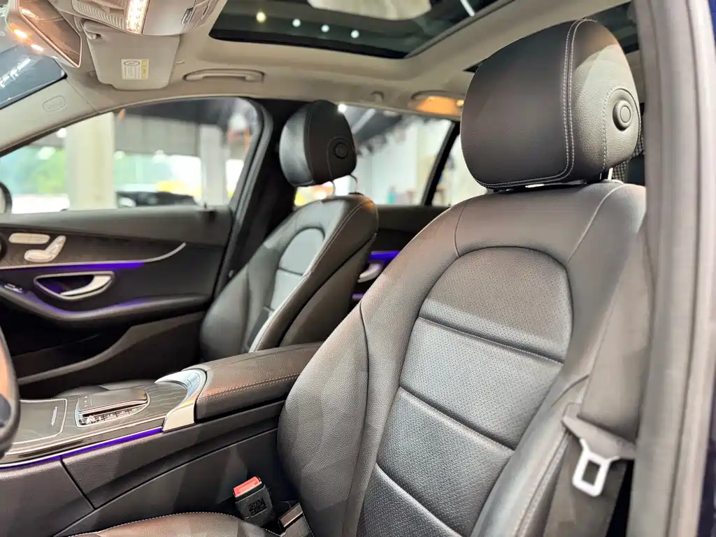 Mercedes-Benz C-Class (Import) — миниатюра 16