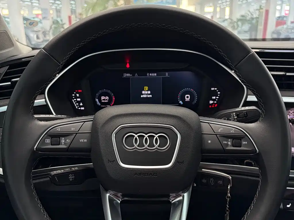 Audi Q3 — миниатюра 11