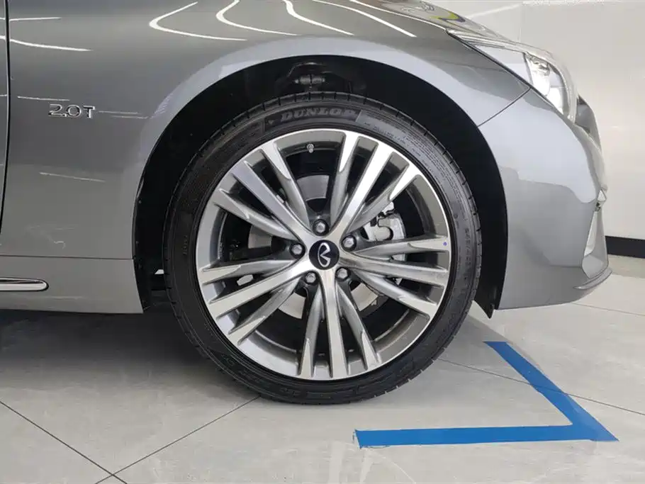 Infiniti Q50L 2022 2.0T