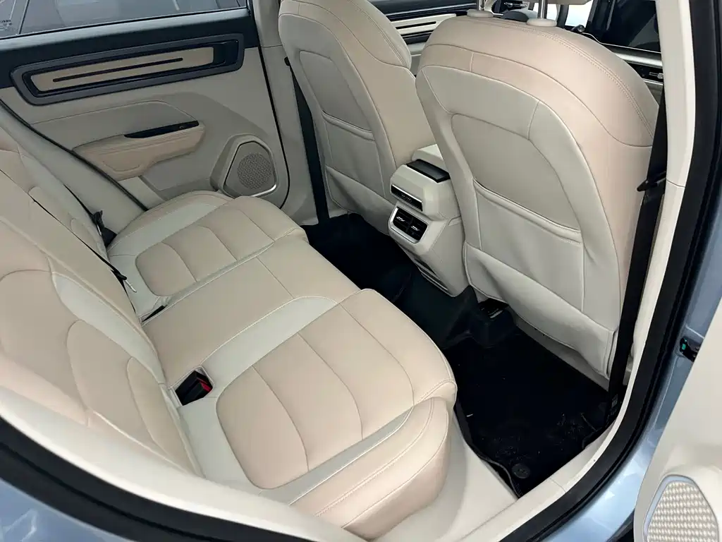 Geely Icon — миниатюра 4