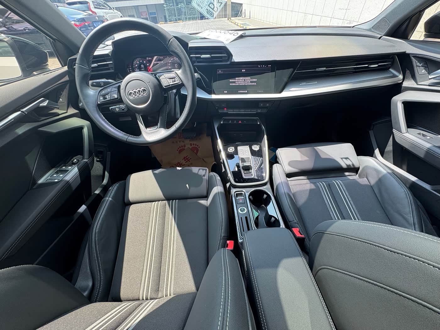 Audi A3 1.4 л 2024 г. Белый, пробег 20000 км