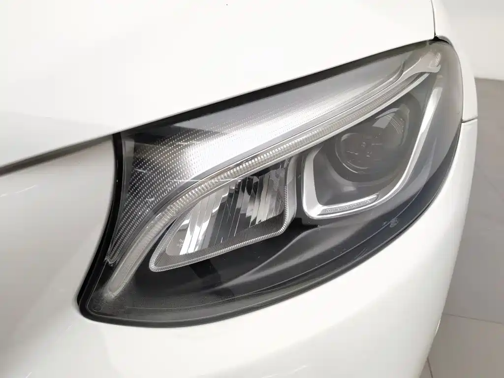 Mercedes-Benz GLC — миниатюра 7