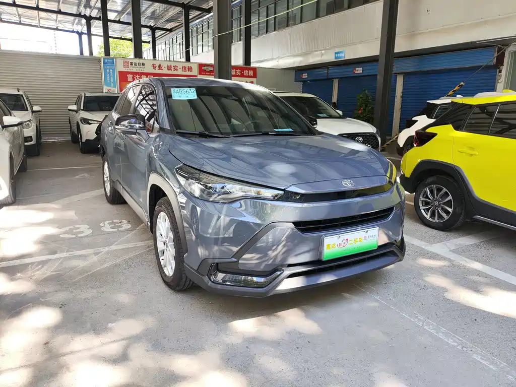 Toyota Frontlander — миниатюра 3