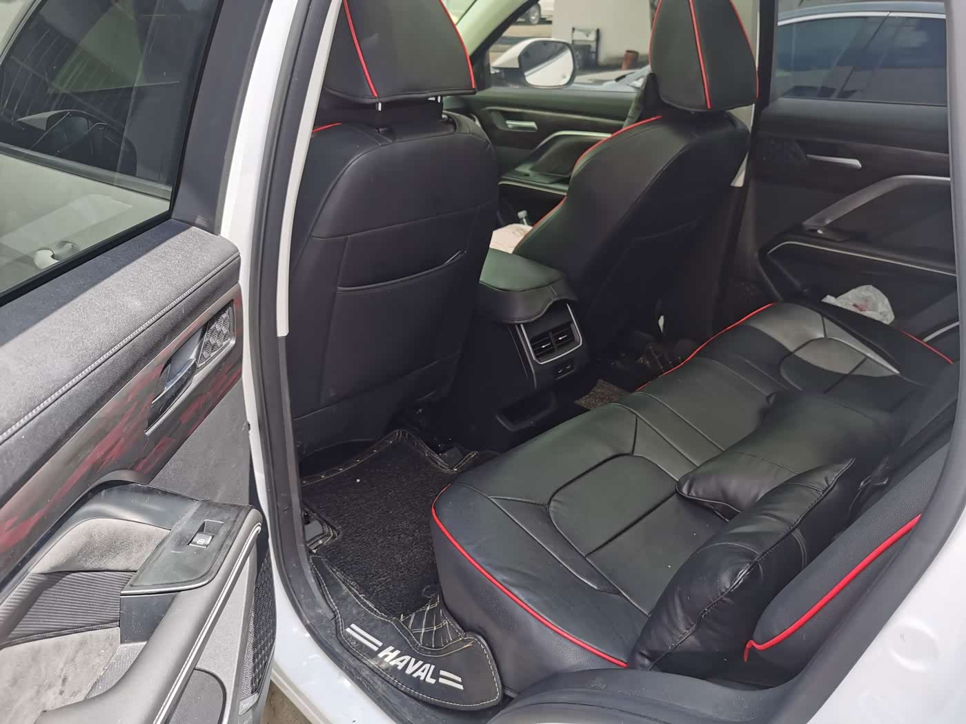 Haval Haval H6 1.5 л 2023 г. Белый, пробег 50000 км
