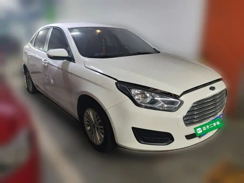 Ford Escort — миниатюра 3