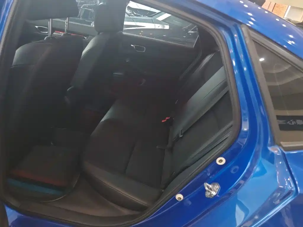 Honda Civic — миниатюра 17